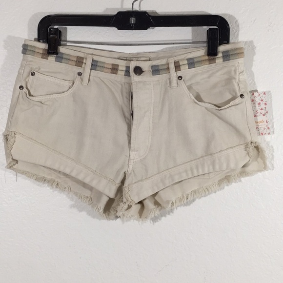 FREE PEOPLE ELLIOT EMBROIDERED SHORT NWT - Picture 10 of 14